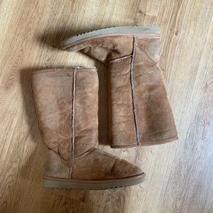 Classic Ugg tall boot